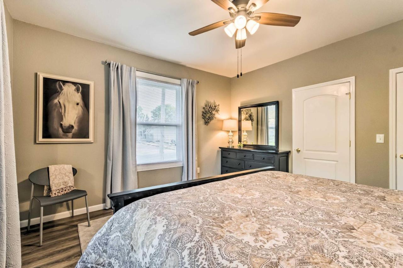 Remodeled Downtown Hot Springs Home With Porch Екстериор снимка