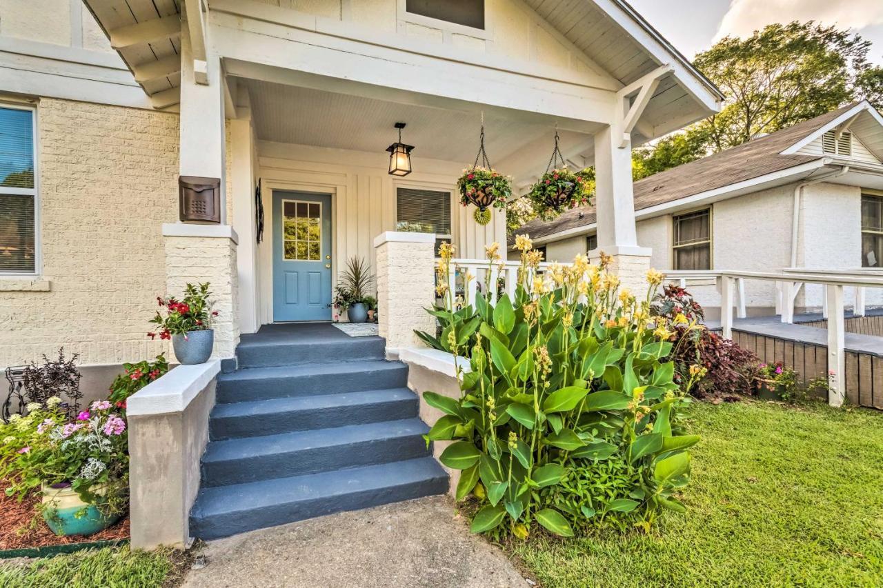 Remodeled Downtown Hot Springs Home With Porch Екстериор снимка