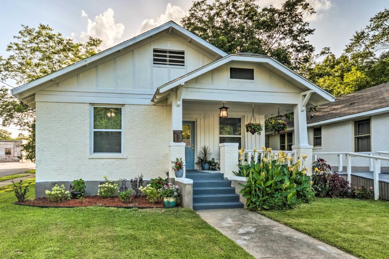 Remodeled Downtown Hot Springs Home With Porch Екстериор снимка