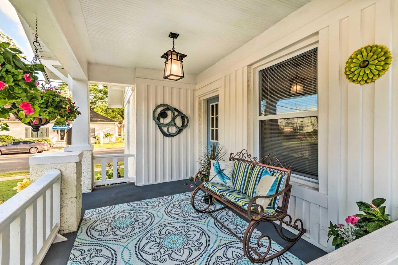Remodeled Downtown Hot Springs Home With Porch Екстериор снимка